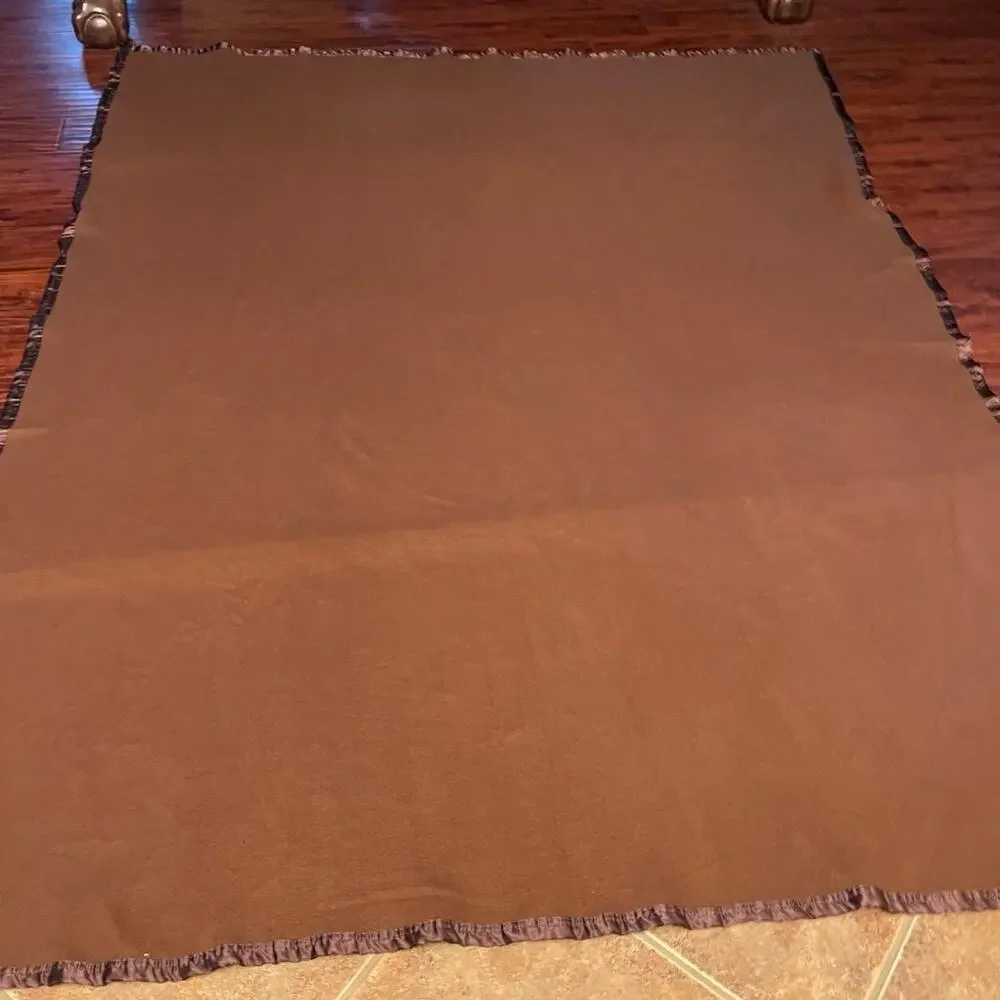 Vintage satin trim blanket dark brown